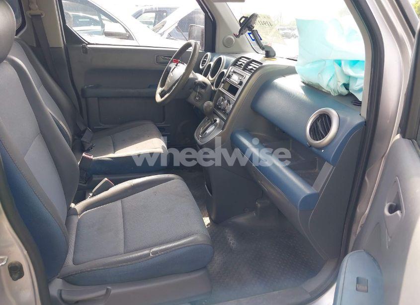 Photo 5 of 2005 Honda Element LX (VIN 5J6YH18355L006179)