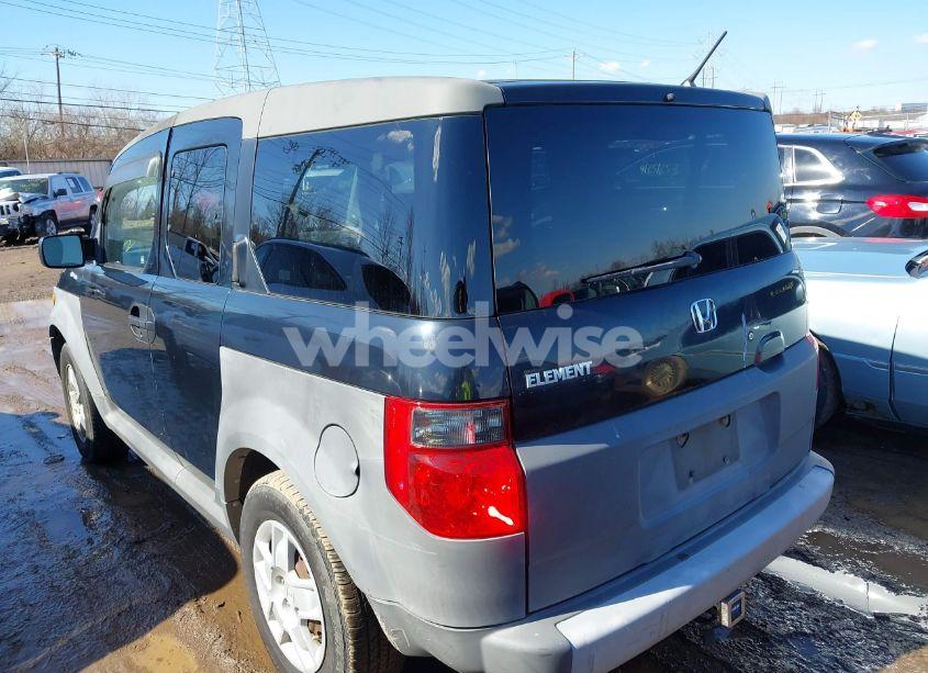 Photo 3 of 2005 Honda Element LX (VIN 5J6YH18365L011536)