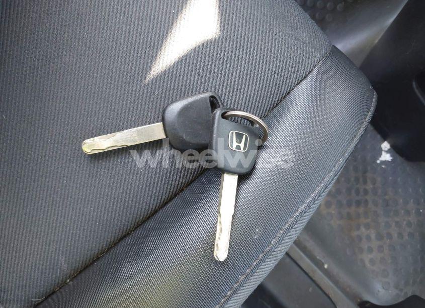 Photo 11 of 2004 Honda Element LX (VIN 5J6YH18374L013987)