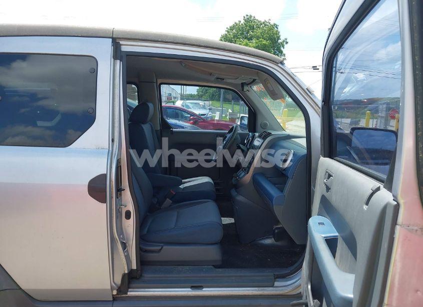 Photo 5 of 2003 Honda Element EX (VIN 5J6YH18553L013857)