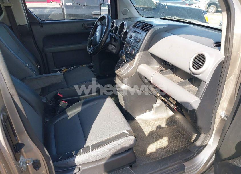 Photo 5 of 2003 Honda Element EX (VIN 5J6YH185X3L017287)