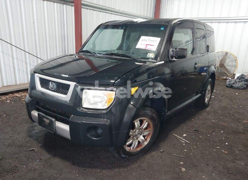 Photo 2 of 2006 Honda Element EX (VIN 5J6YH18626L015286)