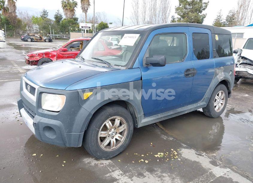 Photo 2 of 2006 Honda Element EX (VIN 5J6YH18656L003505)