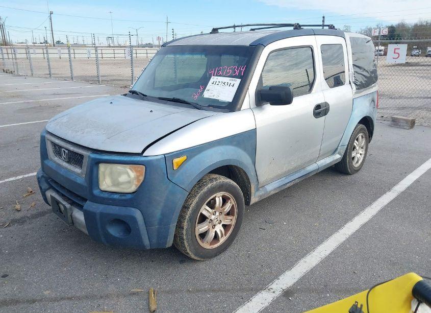 Photo 2 of 2006 Honda Element EX (VIN 5J6YH18676L016188)