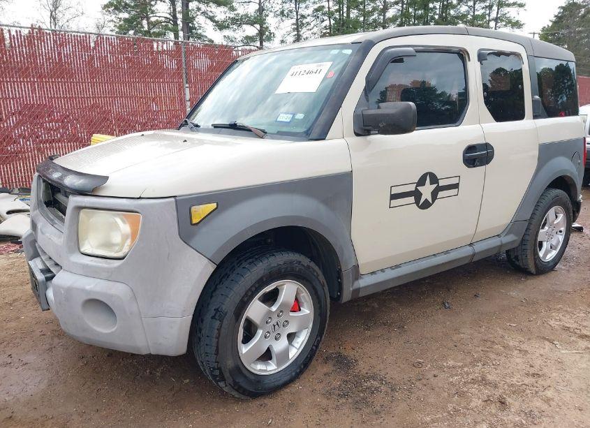 Photo 2 of 2005 Honda Element EX (VIN 5J6YH186X5L003319)
