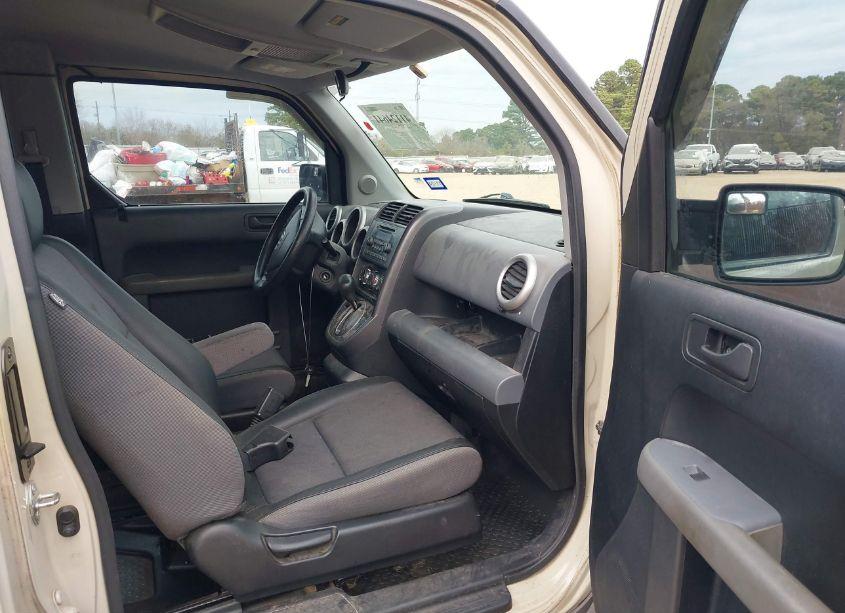 Photo 5 of 2005 Honda Element EX (VIN 5J6YH186X5L003319)