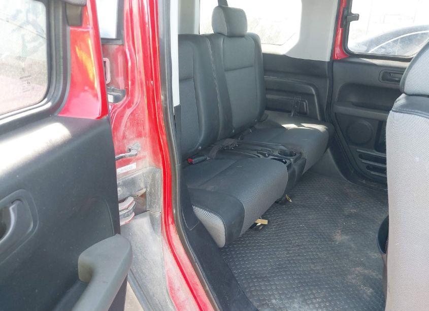 Photo 8 of 2005 Honda Element EX (VIN 5J6YH186X5L015955)