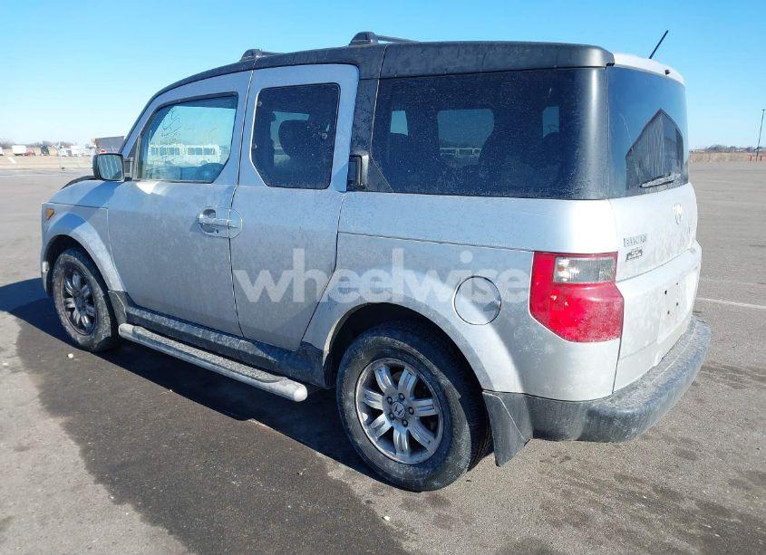 Photo 3 of 2006 Honda Element EX-P (VIN 5J6YH18736L005875)