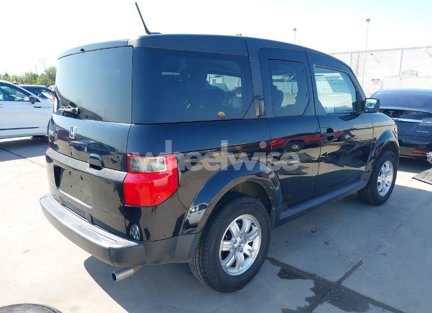 Photo 4 of 2006 Honda Element EX-P (VIN 5J6YH18756L007935)