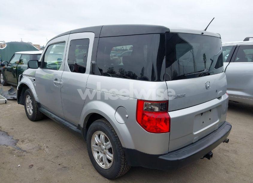 Photo 3 of 2006 Honda Element EX-P (VIN 5J6YH18766L015543)