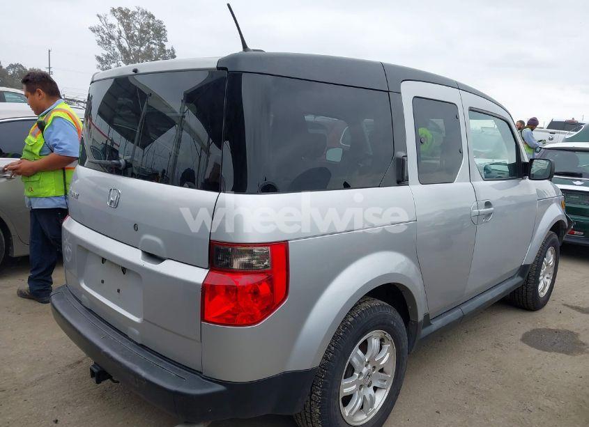 Photo 4 of 2006 Honda Element EX-P (VIN 5J6YH18766L015543)