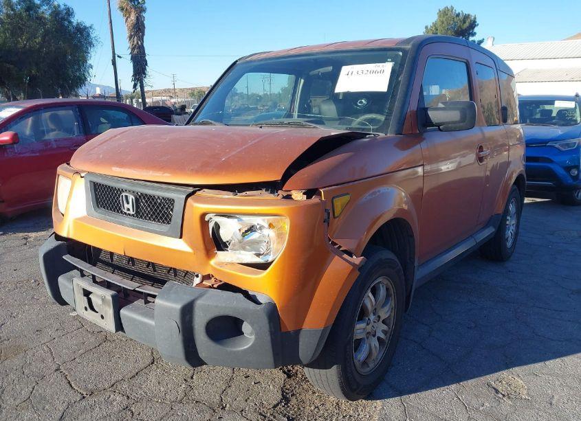 Photo 2 of 2006 Honda Element EX-P (VIN 5J6YH18766L016336)