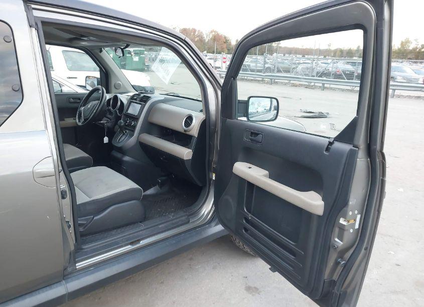 Photo 5 of 2008 Honda Element EX (VIN 5J6YH18768L015643)