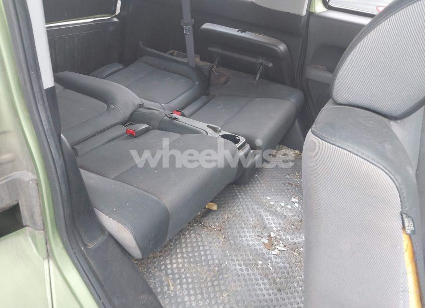 Photo 8 of 2006 Honda Element EX-P (VIN 5J6YH18786L015821)