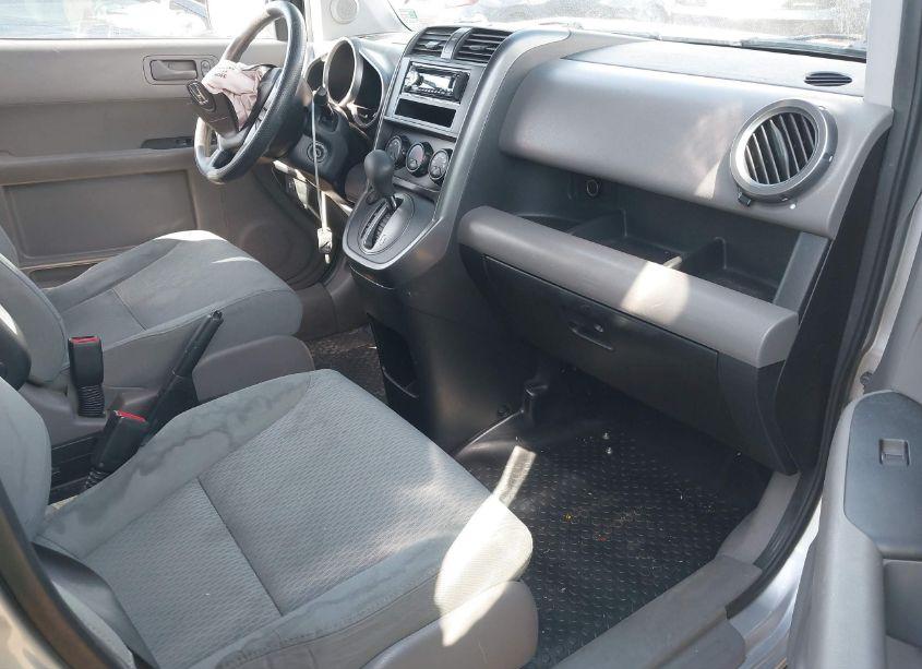 Photo 5 of 2010 Honda Element LX (VIN 5J6YH1H30AL002082)