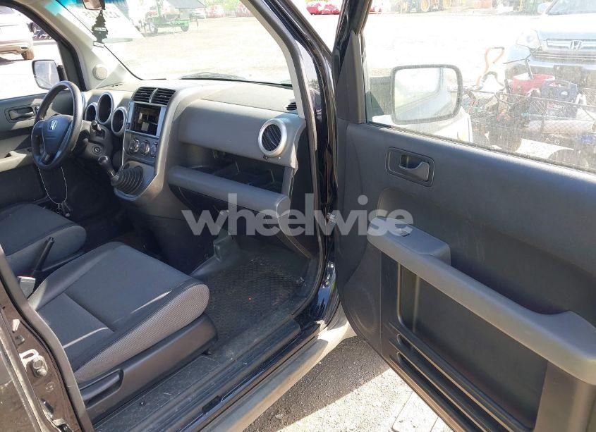 Photo 5 of 2003 Honda Element DX (VIN 5J6YH27243L021915)