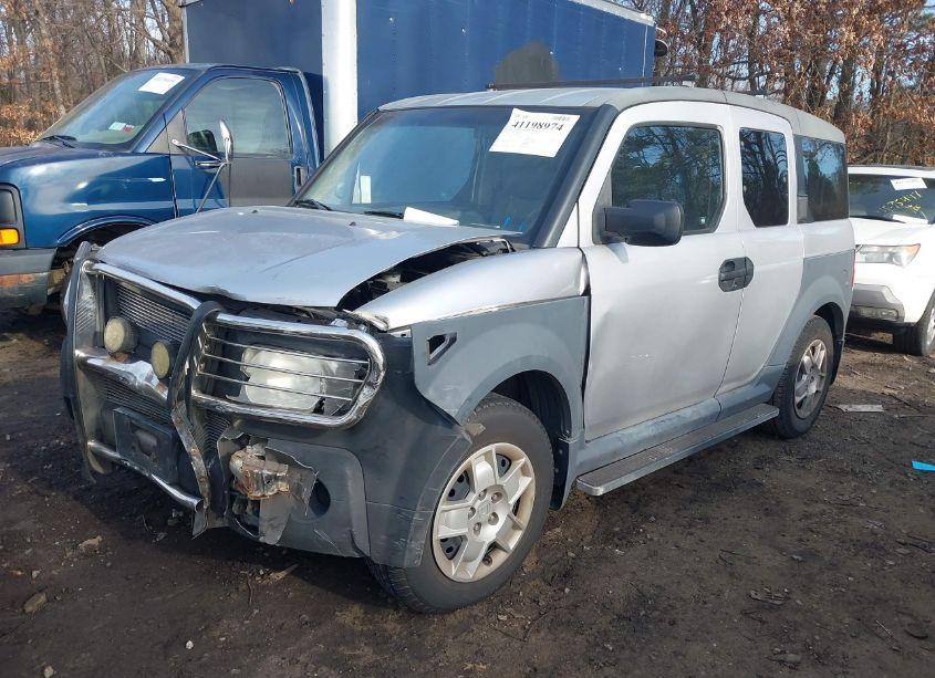 Photo 2 of 2005 Honda Element LX (VIN 5J6YH27325L033878)