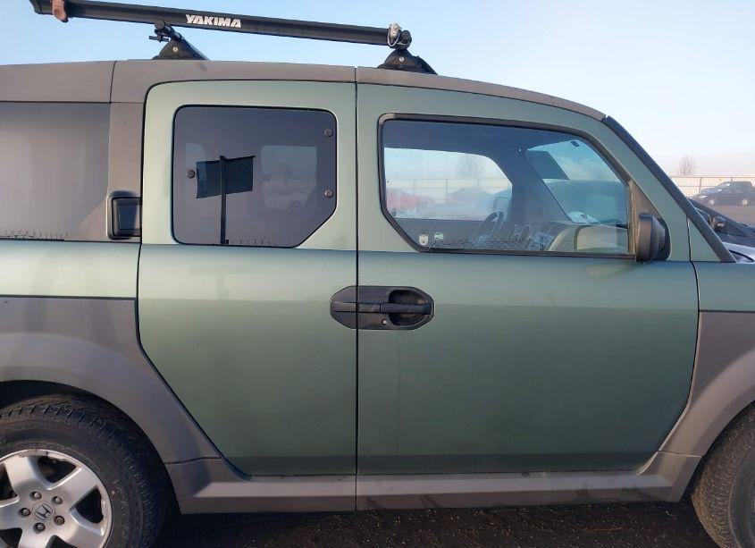 Photo 13 of 2005 Honda Element EX (VIN 5J6YH27605L030942)