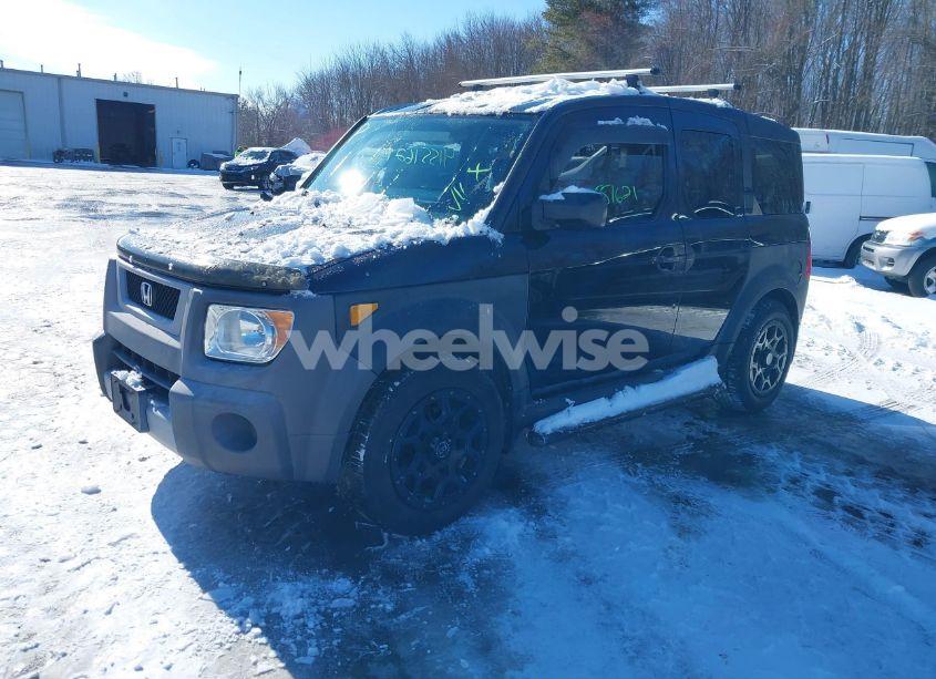 Photo 2 of 2005 Honda Element EX (VIN 5J6YH27635L020793)