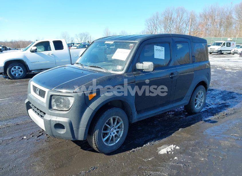 Photo 2 of 2006 Honda Element EX (VIN 5J6YH27696L005202)