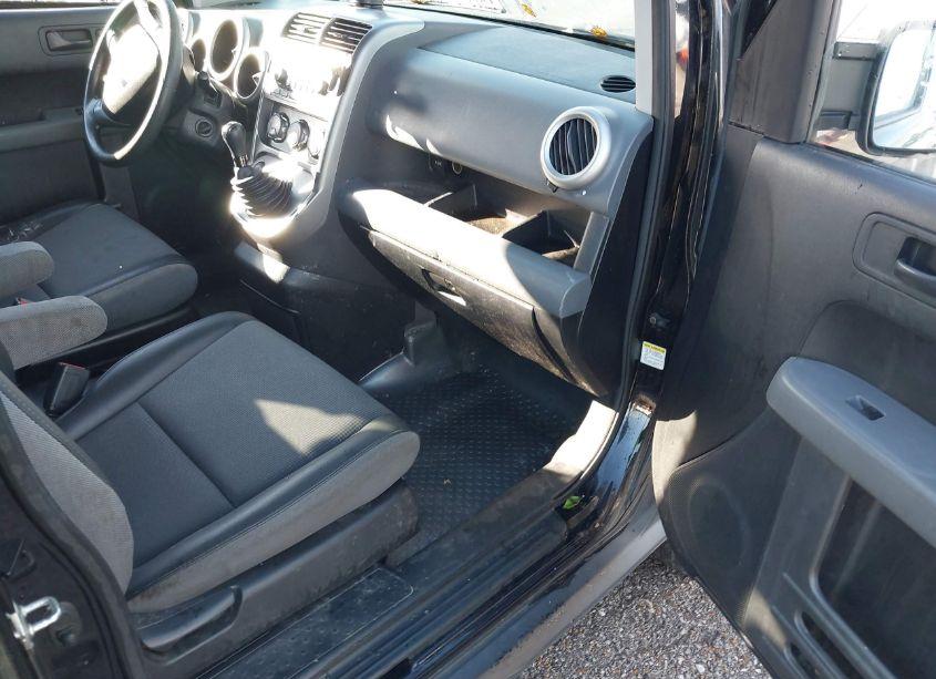 Photo 5 of 2006 Honda Element EX-P (VIN 5J6YH27786L012201)