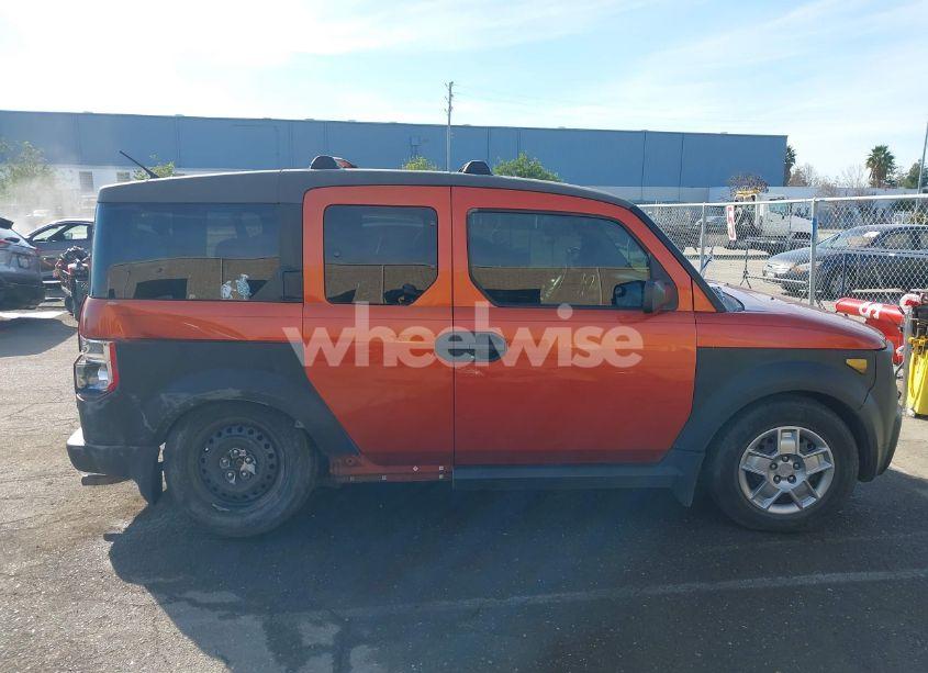 Photo 13 of 2005 Honda Element LX (VIN 5J6YH28305L017158)