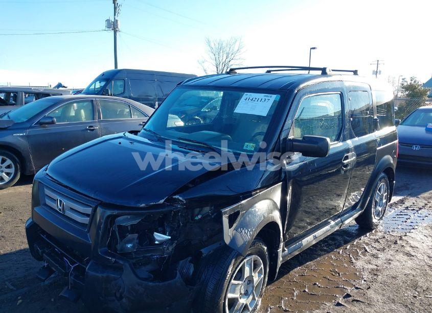 Photo 2 of 2008 Honda Element LX (VIN 5J6YH28318L004830)