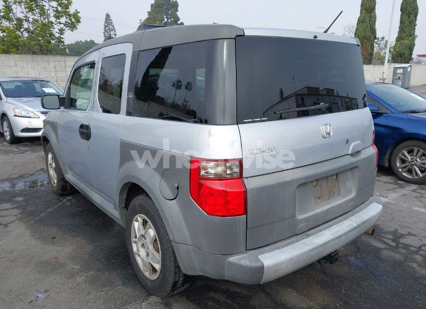 Photo 3 of 2005 Honda Element LX (VIN 5J6YH28365L000591)