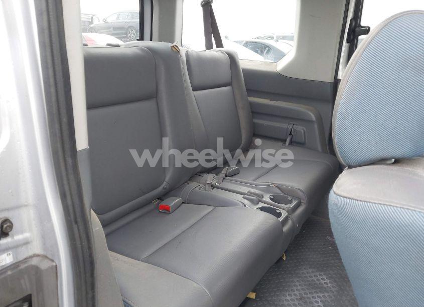 Photo 8 of 2005 Honda Element LX (VIN 5J6YH28365L000591)