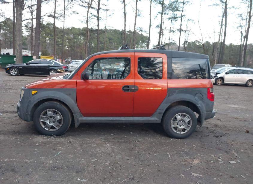 Photo 14 of 2005 Honda Element LX (VIN 5J6YH28395L012721)