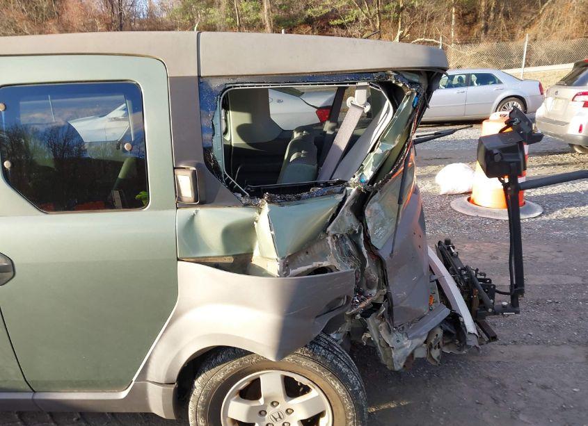 Photo 19 of 2003 Honda Element EX (VIN 5J6YH28503L048358)