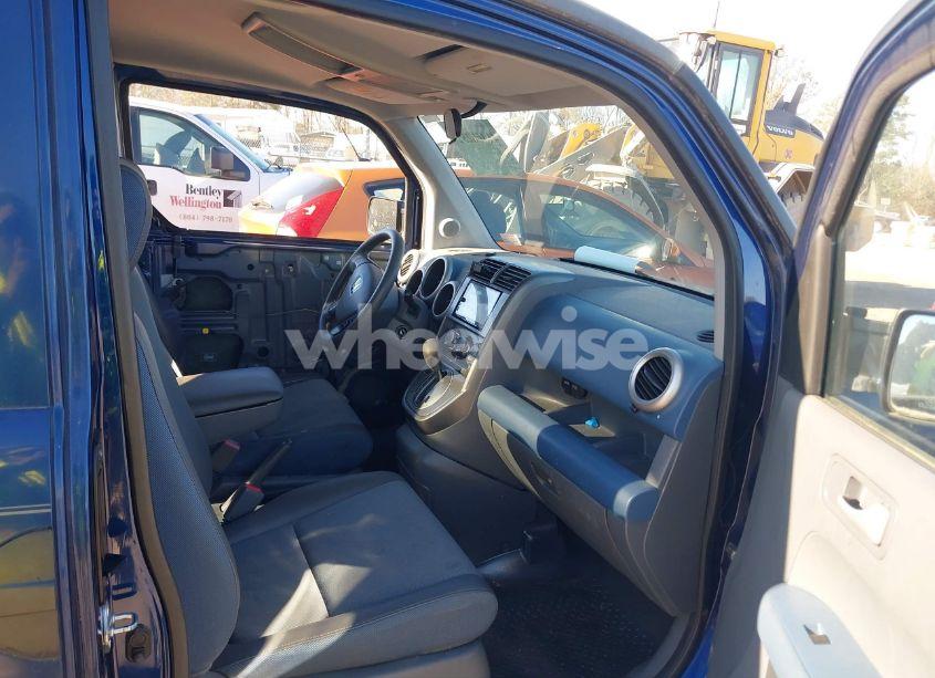 Photo 5 of 2003 Honda Element EX (VIN 5J6YH28523L003910)