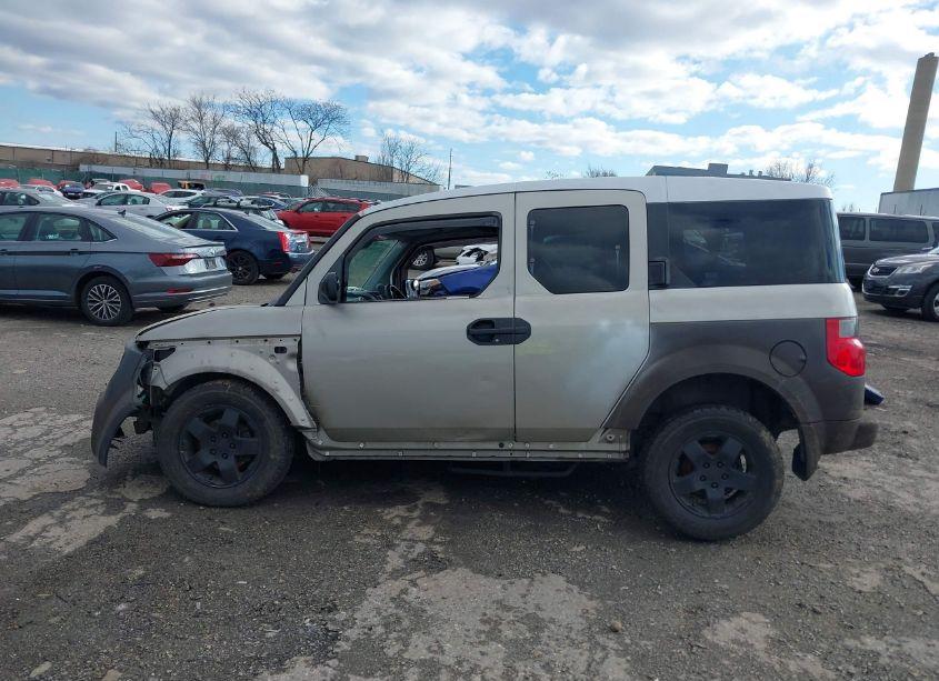 Photo 15 of 2004 Honda Element EX (VIN 5J6YH28534L008373)