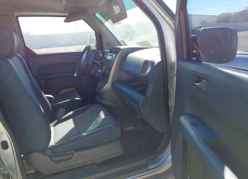 Photo 5 of 2003 Honda Element EX (VIN 5J6YH28543L053708)