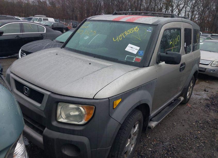 Photo 2 of 2003 Honda Element EX (VIN 5J6YH28553L019437)