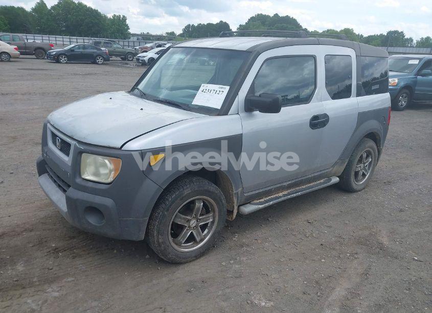 Photo 2 of 2003 Honda Element EX (VIN 5J6YH28563L005417)