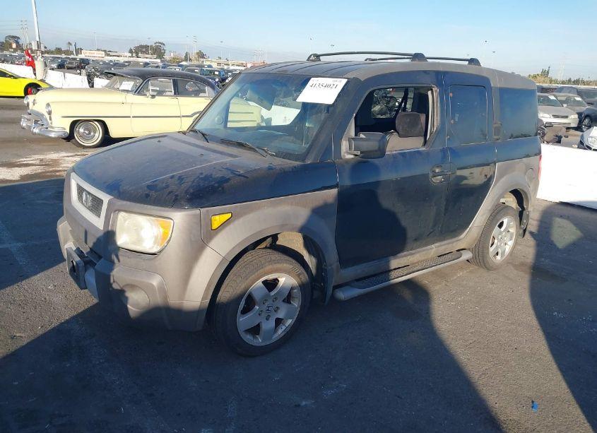 Photo 2 of 2003 Honda Element EX (VIN 5J6YH28563L007829)