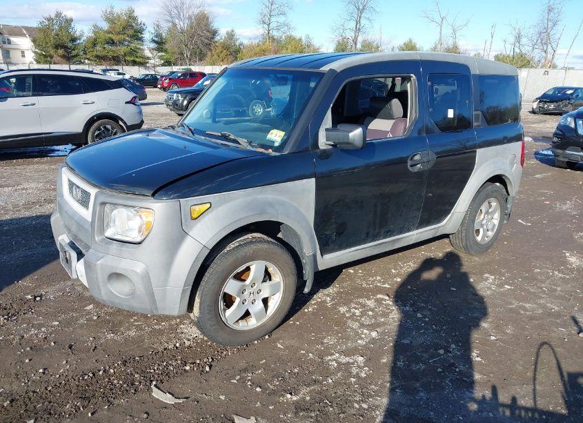 Photo 2 of 2003 Honda Element EX (VIN 5J6YH28583L025300)