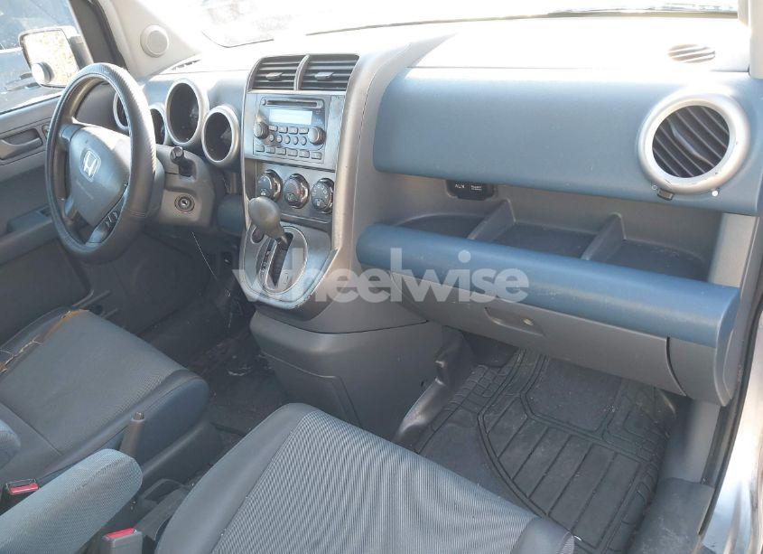 Photo 5 of 2004 Honda Element EX (VIN 5J6YH28594L007972)