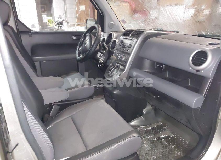 Photo 5 of 2004 Honda Element EX (VIN 5J6YH285X4L004059)