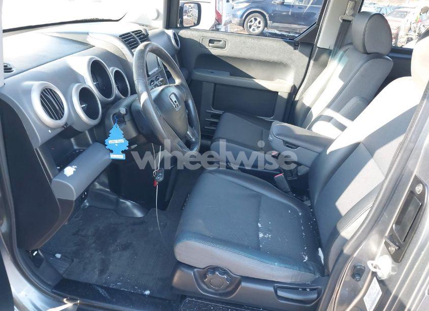 Photo 5 of 2005 Honda Element EX (VIN 5J6YH28605L007434)