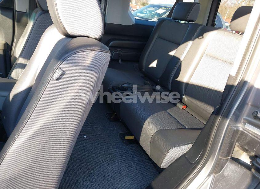 Photo 8 of 2005 Honda Element EX (VIN 5J6YH28605L007434)