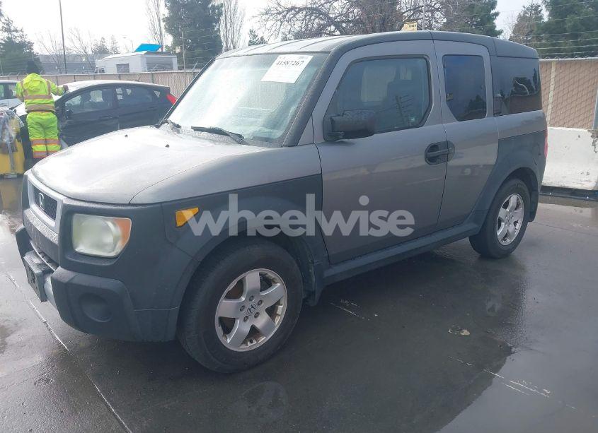Photo 2 of 2005 Honda Element EX (VIN 5J6YH28625L007919)