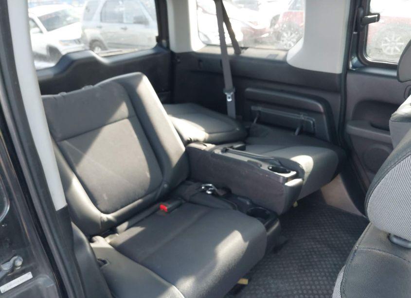 Photo 8 of 2005 Honda Element EX (VIN 5J6YH28625L034411)