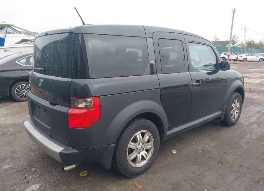 Photo 4 of 2006 Honda Element EX (VIN 5J6YH28626L016041)