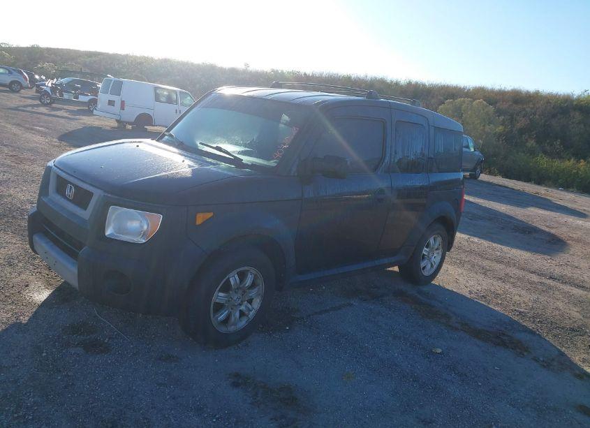 Photo 2 of 2006 Honda Element EX (VIN 5J6YH28636L000186)