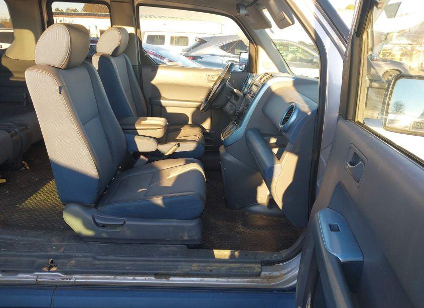 Photo 5 of 2005 Honda Element EX (VIN 5J6YH28645L018906)