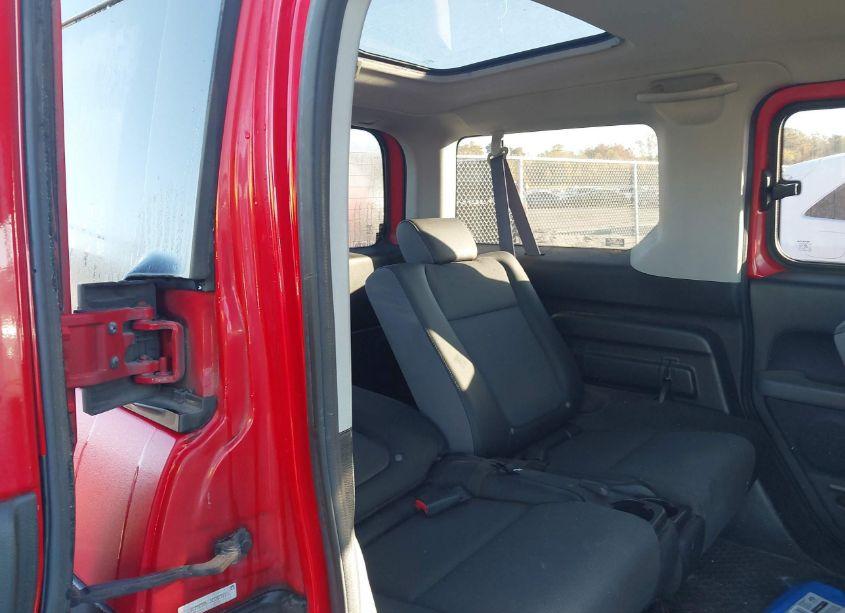 Photo 8 of 2005 Honda Element EX (VIN 5J6YH28655L005176)