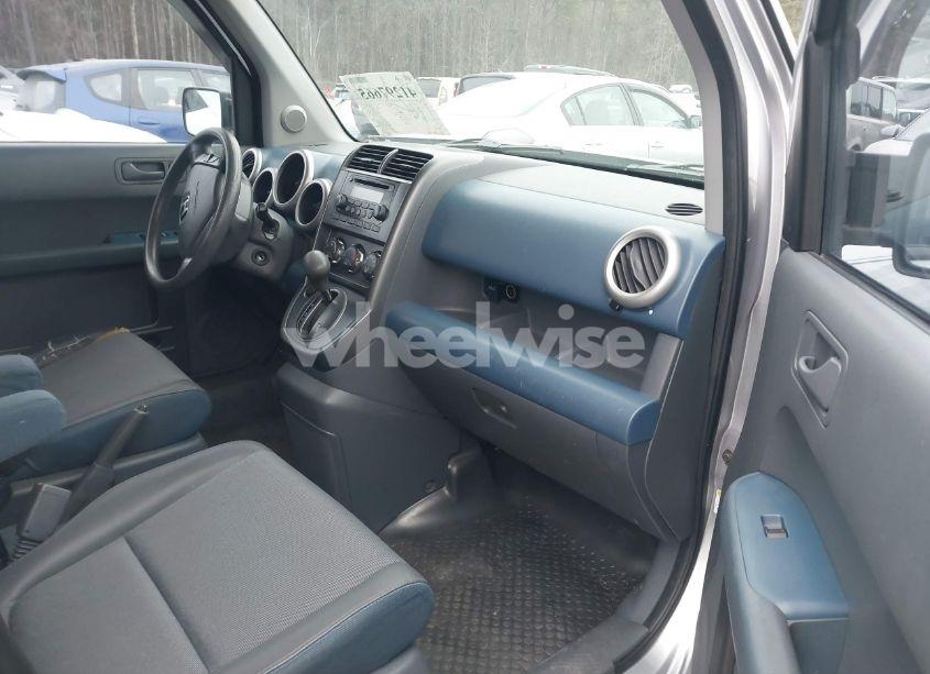 Photo 5 of 2005 Honda Element EX (VIN 5J6YH28655L015643)