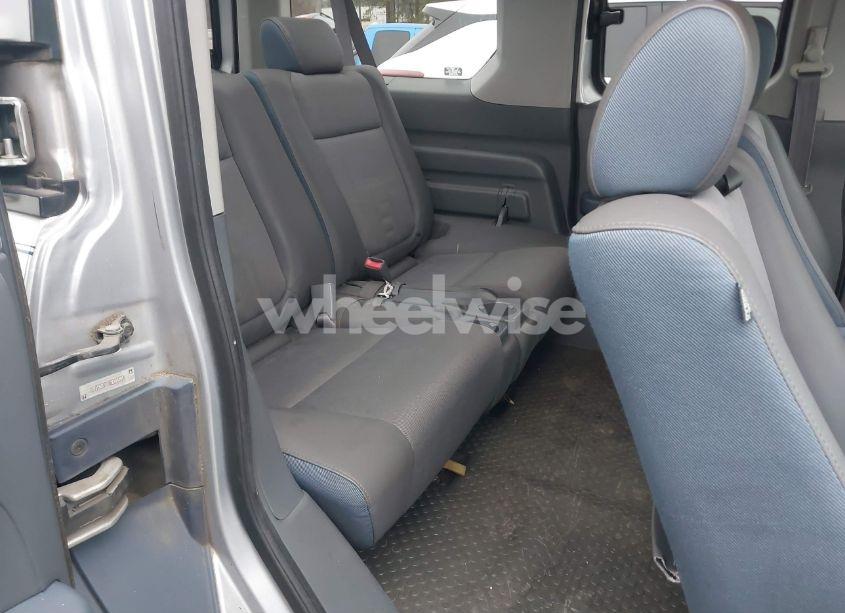 Photo 8 of 2005 Honda Element EX (VIN 5J6YH28655L015643)